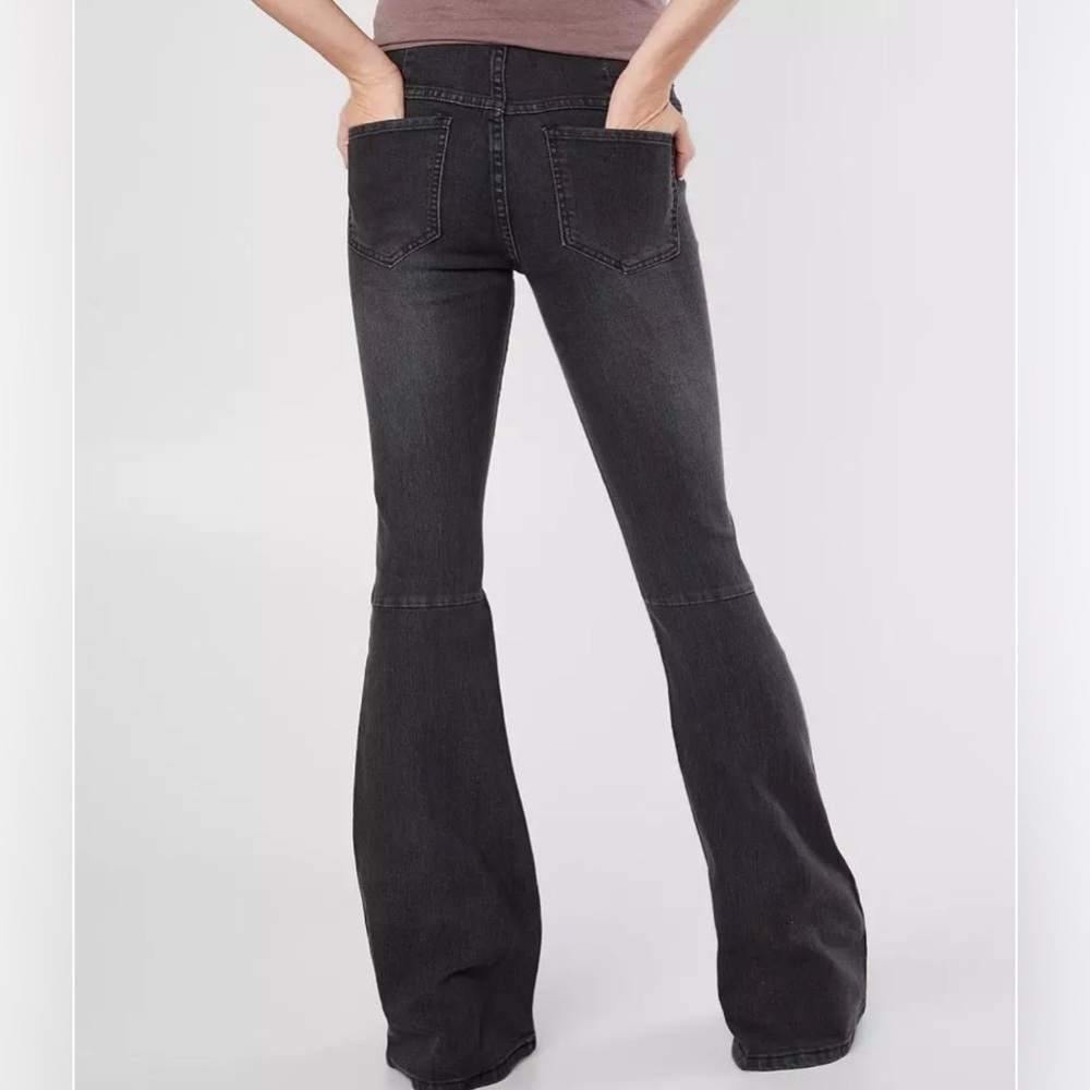 Newbury Kustom Midrise 70’s Bell Bottom Flare Stretch Pull On Jeans Size S - Picture 3 of 11